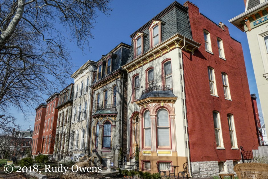 Lafayette Square Townhomes in St. Louis